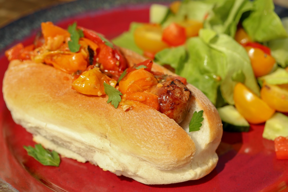 GlutenFree Italian Chorizo Sausage on a Bun/Kinnikinnick Foods